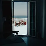 Maria's View Chora (Ios)
