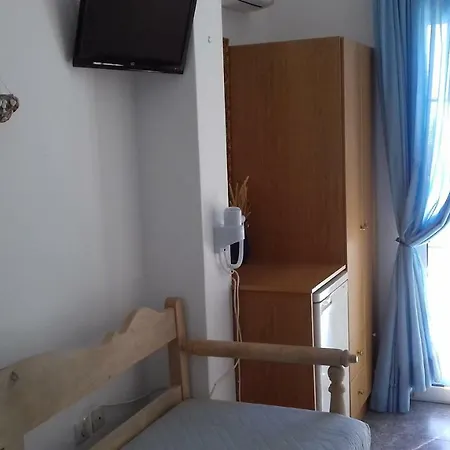 Maria's View Chora d'Ios