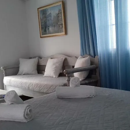 Maria's View Chora d'Ios